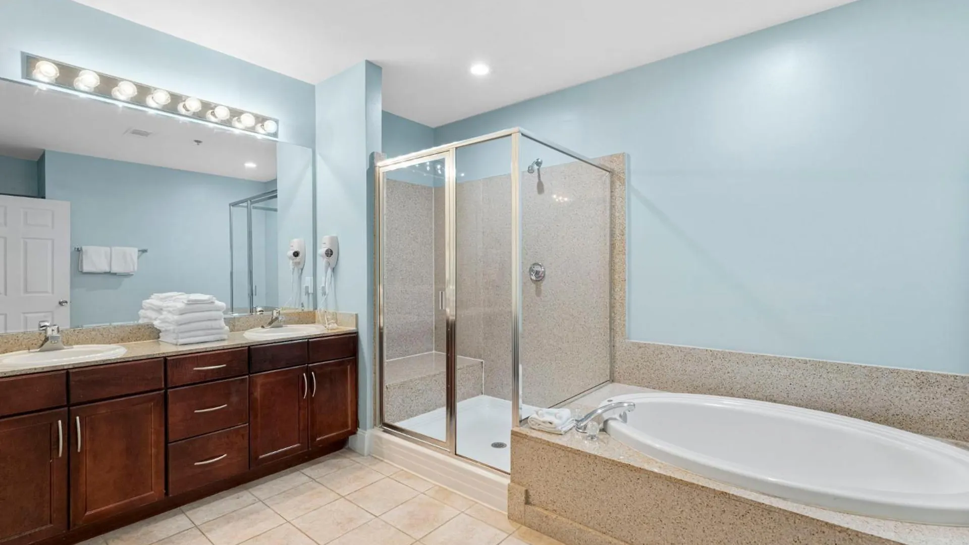 Laketown Wharf 2133 Panama City Beach 0*,